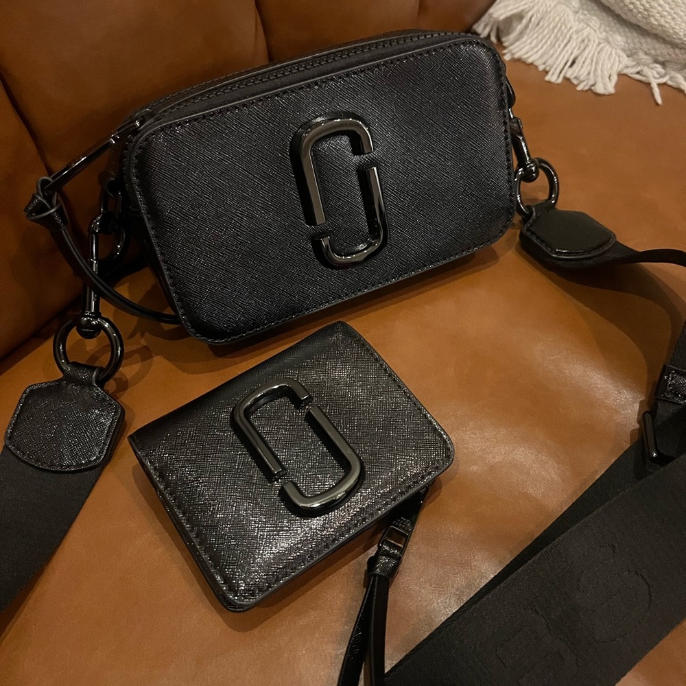 Marc Jacobs Black Crossbody Bag and Wallet Set